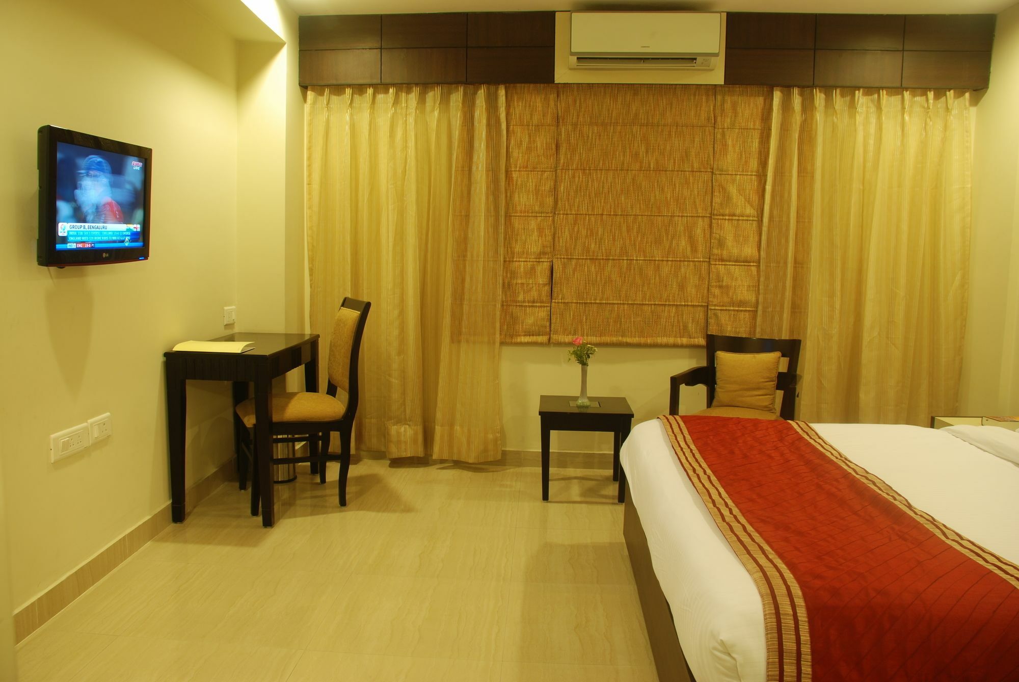 Hotel Classic Diplomat New Delhi Exterior photo